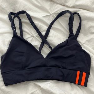 Vimmia sports bra- size M